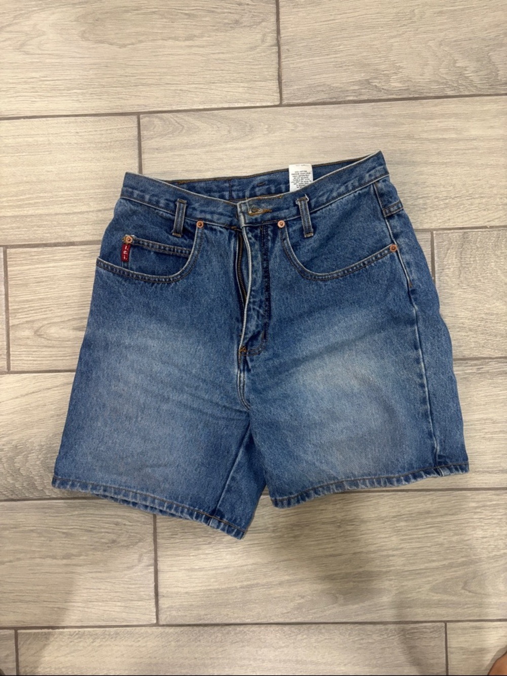 lei Light Blue Denim Shorts with Gold Stitching